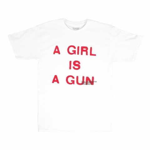 دانلود آهنگ هالزی Girl Is A Gun